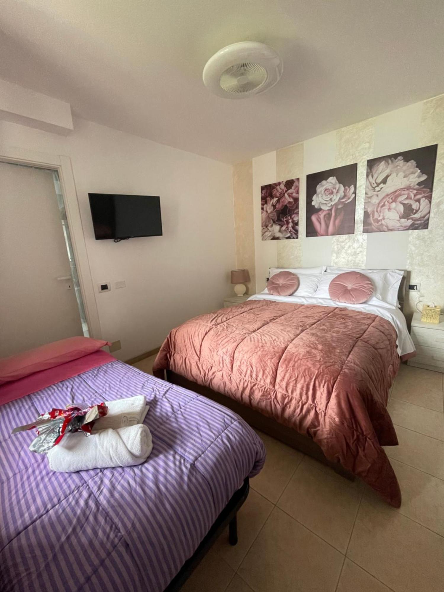 Peonia Apartment - Appartamento Vista Lago Lezzeno Pokój zdjęcie